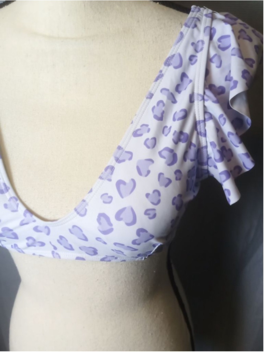 Women's SHEIN White & Purple Leopard Print Bikini Top M - Picture 2 of 5